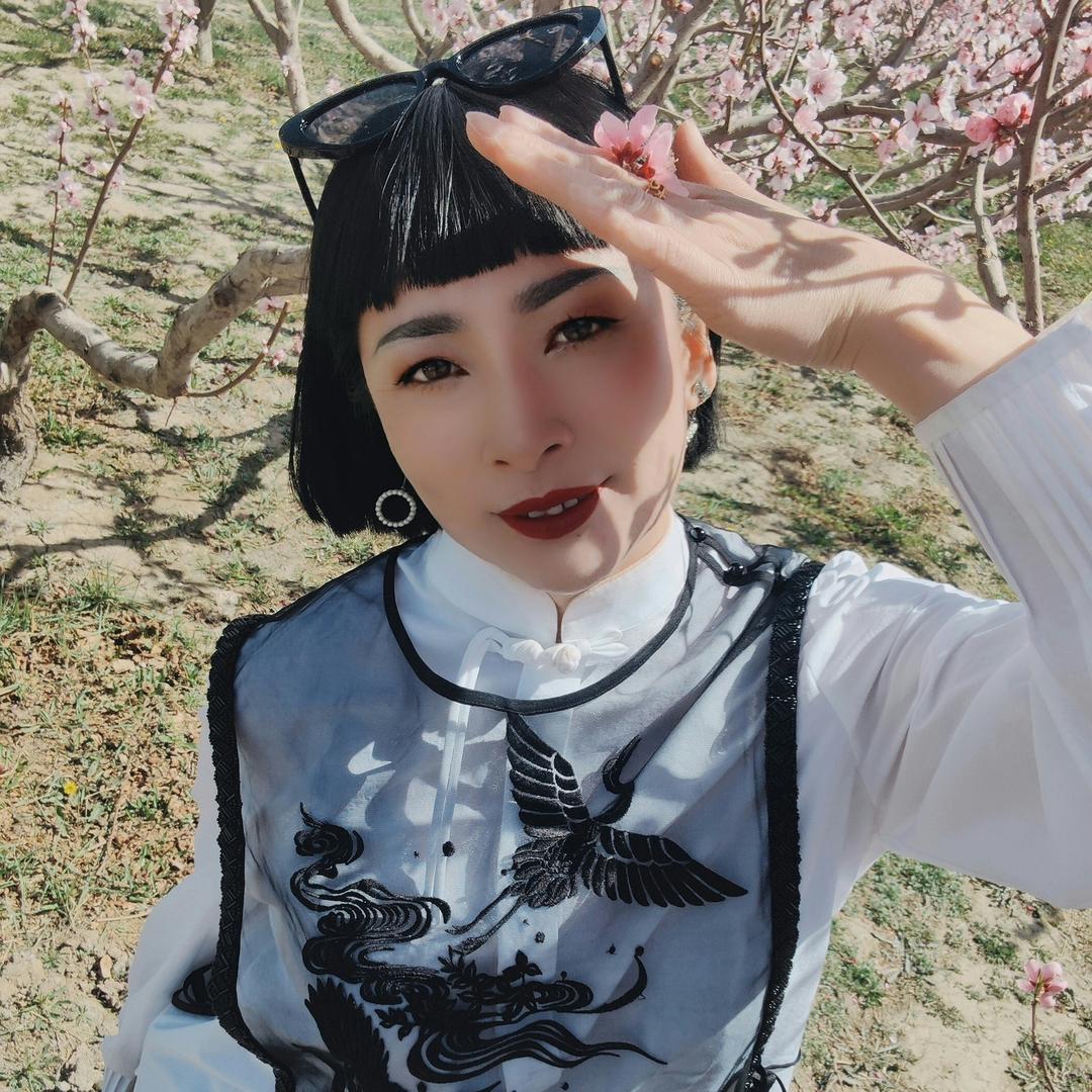 苗苗姐    晚上22:28 鸿运