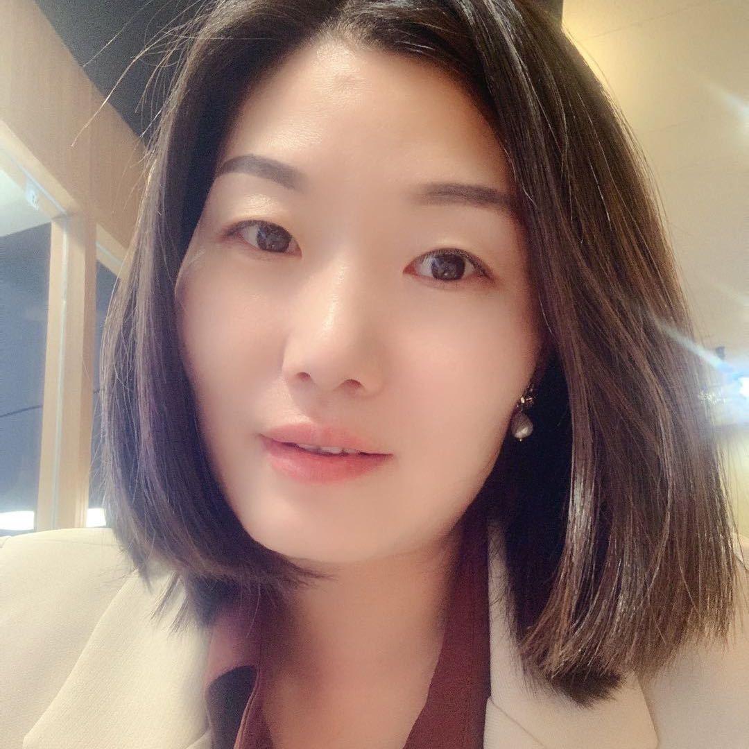 洛阳问题肌肤天花板刘刘