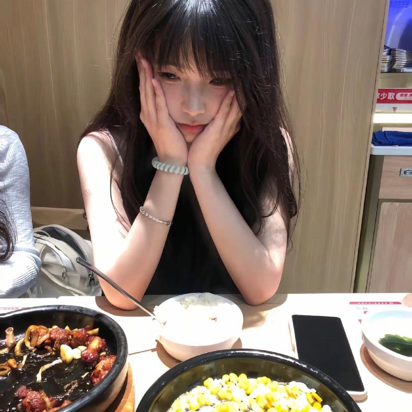 摆烂小鱼