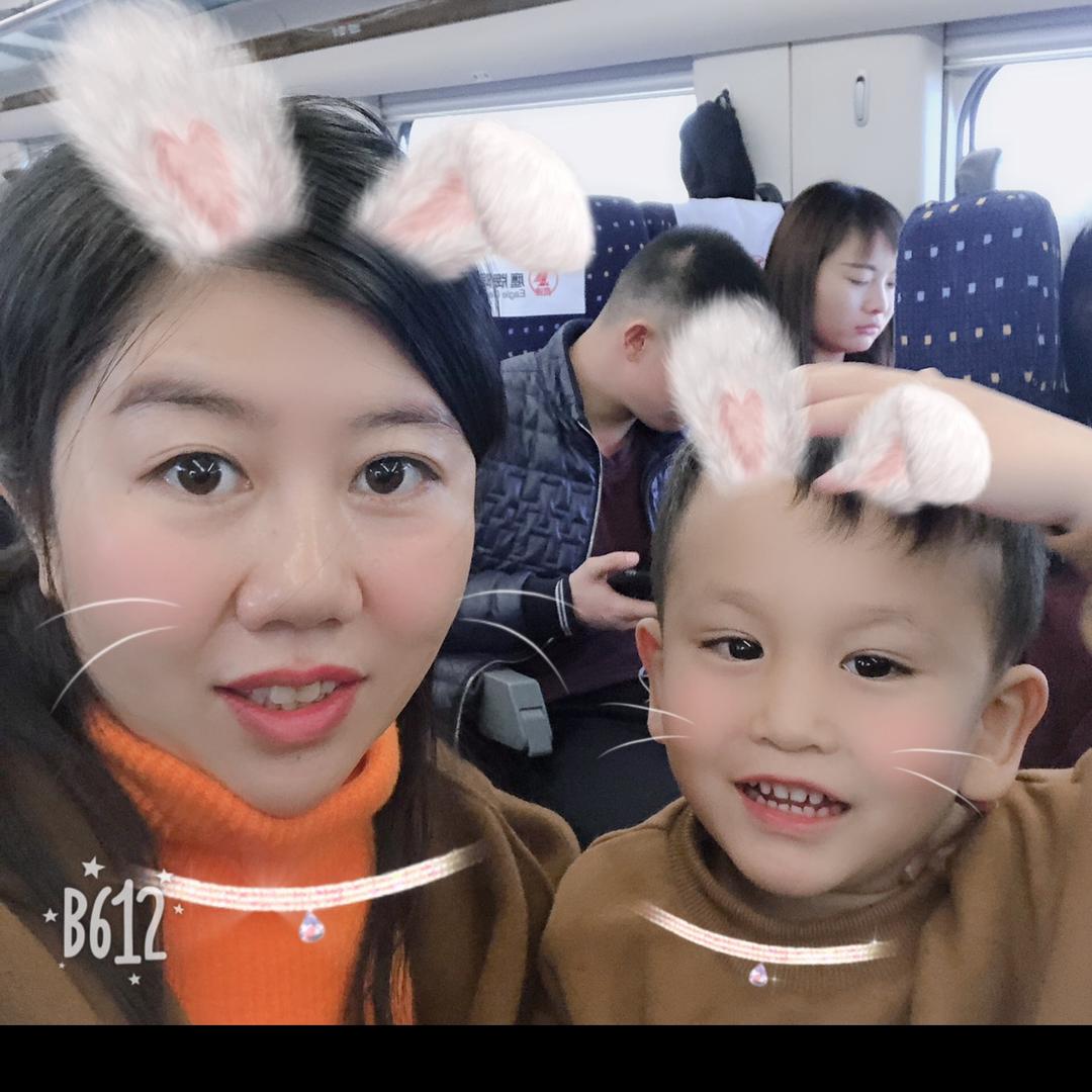 高昌区芳龄美容美体中心