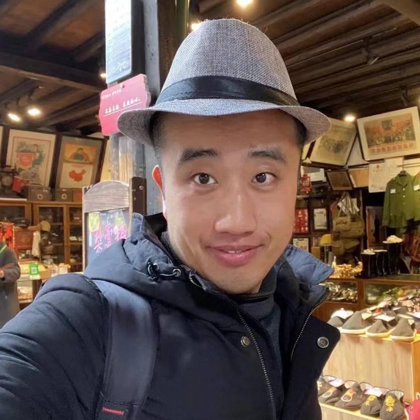 新疆小华哥