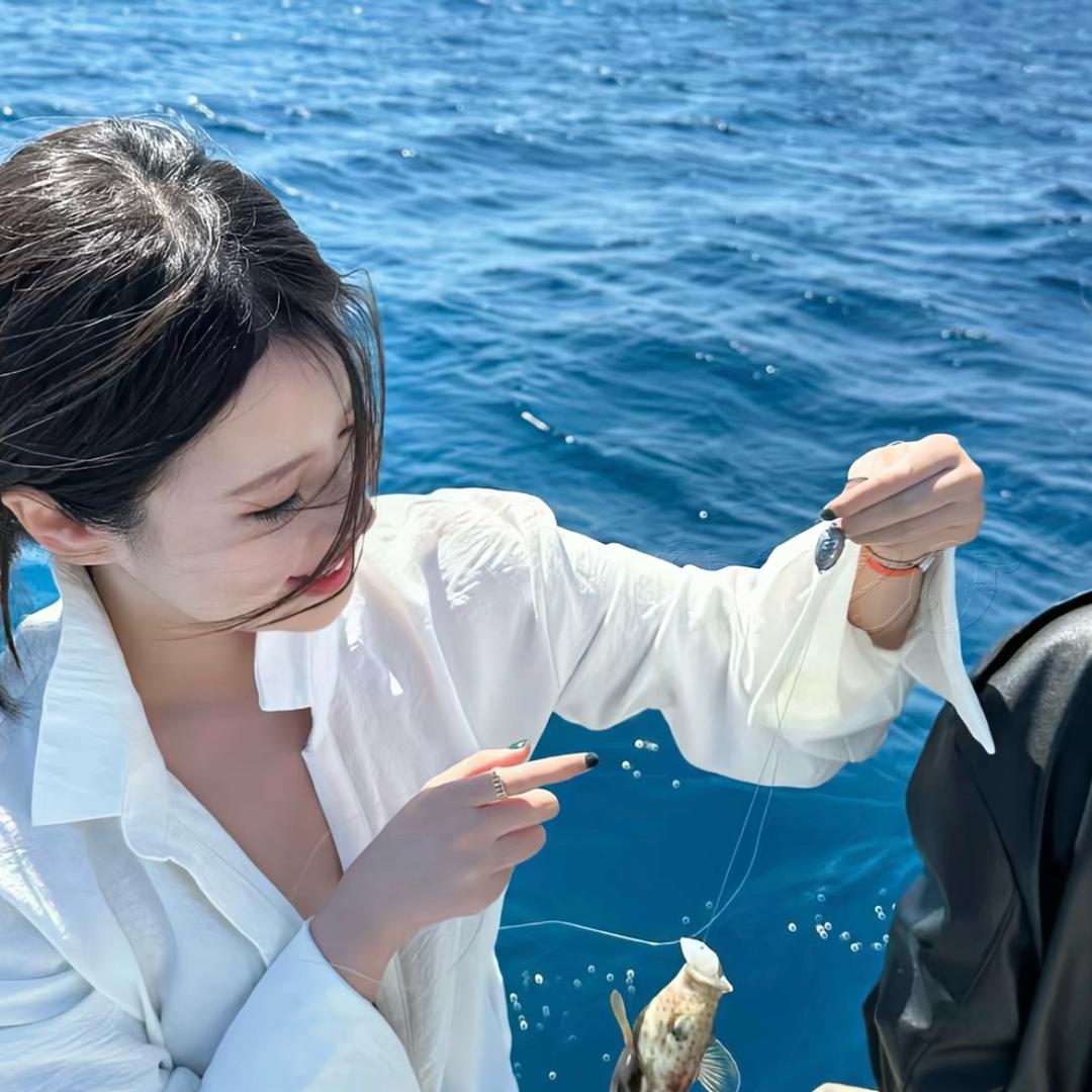 叶丽