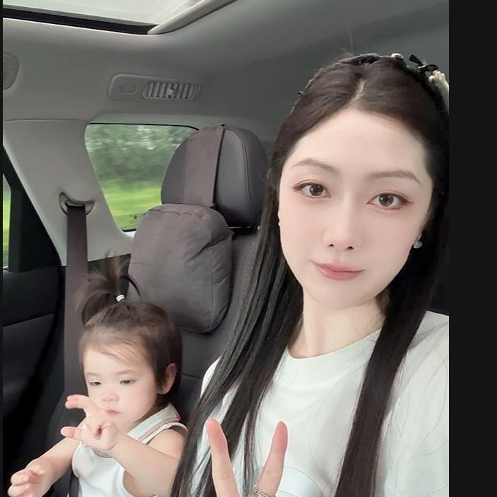 早安李李