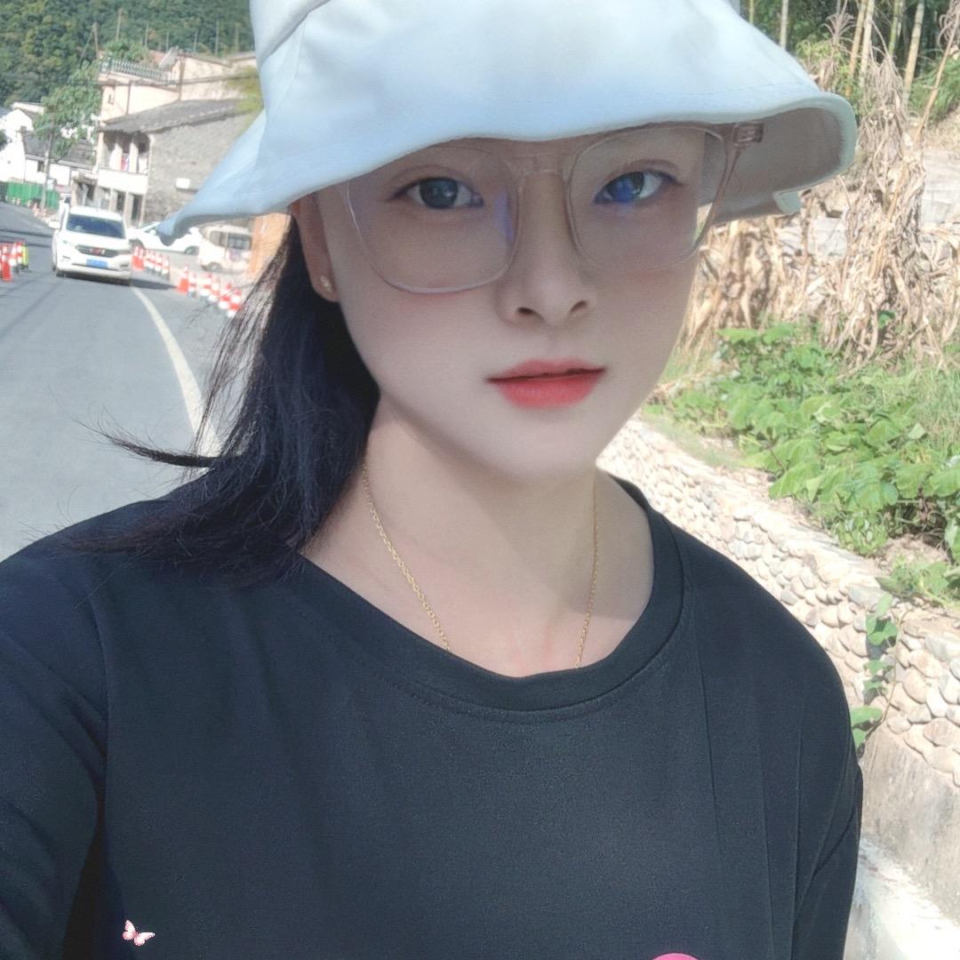.╹ꇴ╹˶🥞蜡笔小鹿