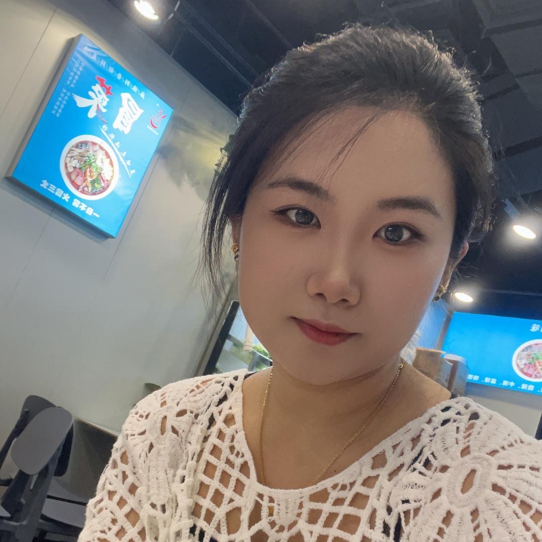 🌻诺姐人还行.