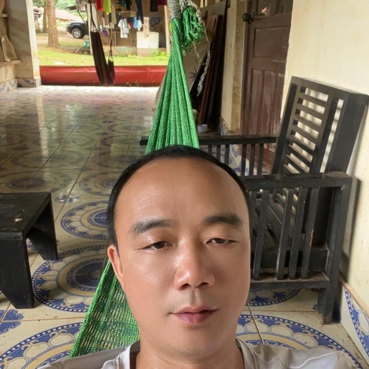 小五哥在老挝