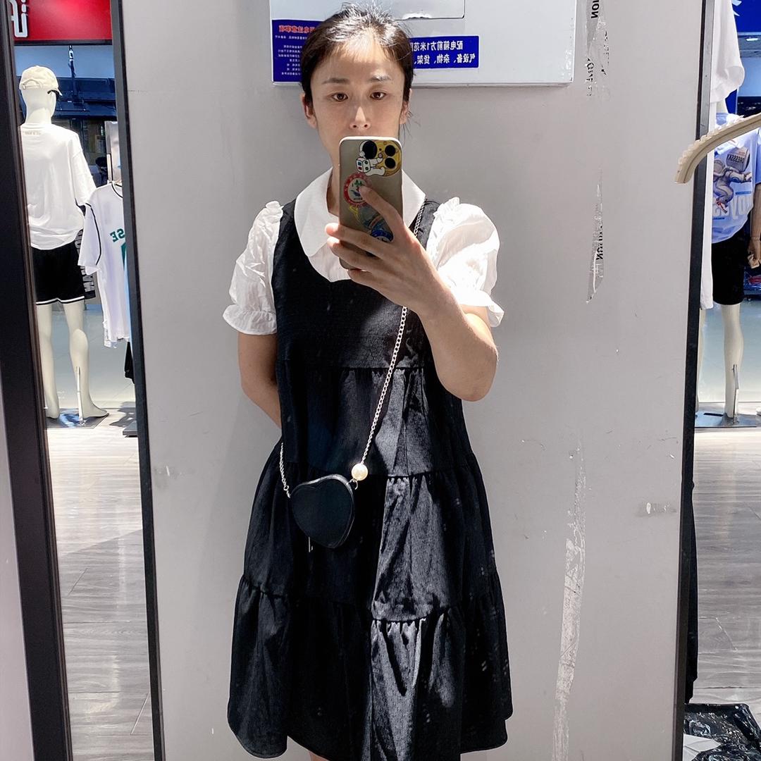家里蹲的小姐姐