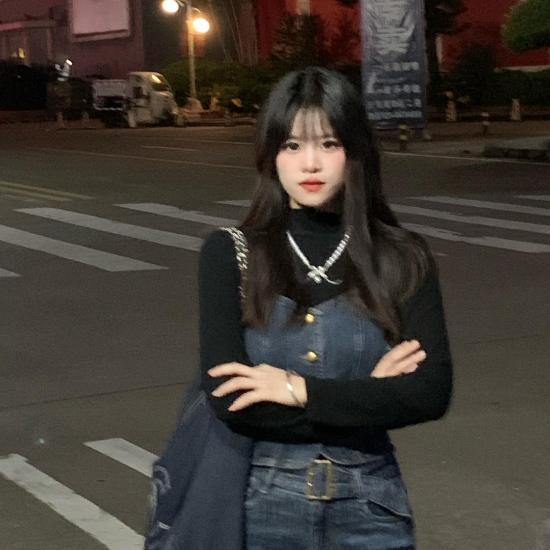 佳佳 JIAJIA