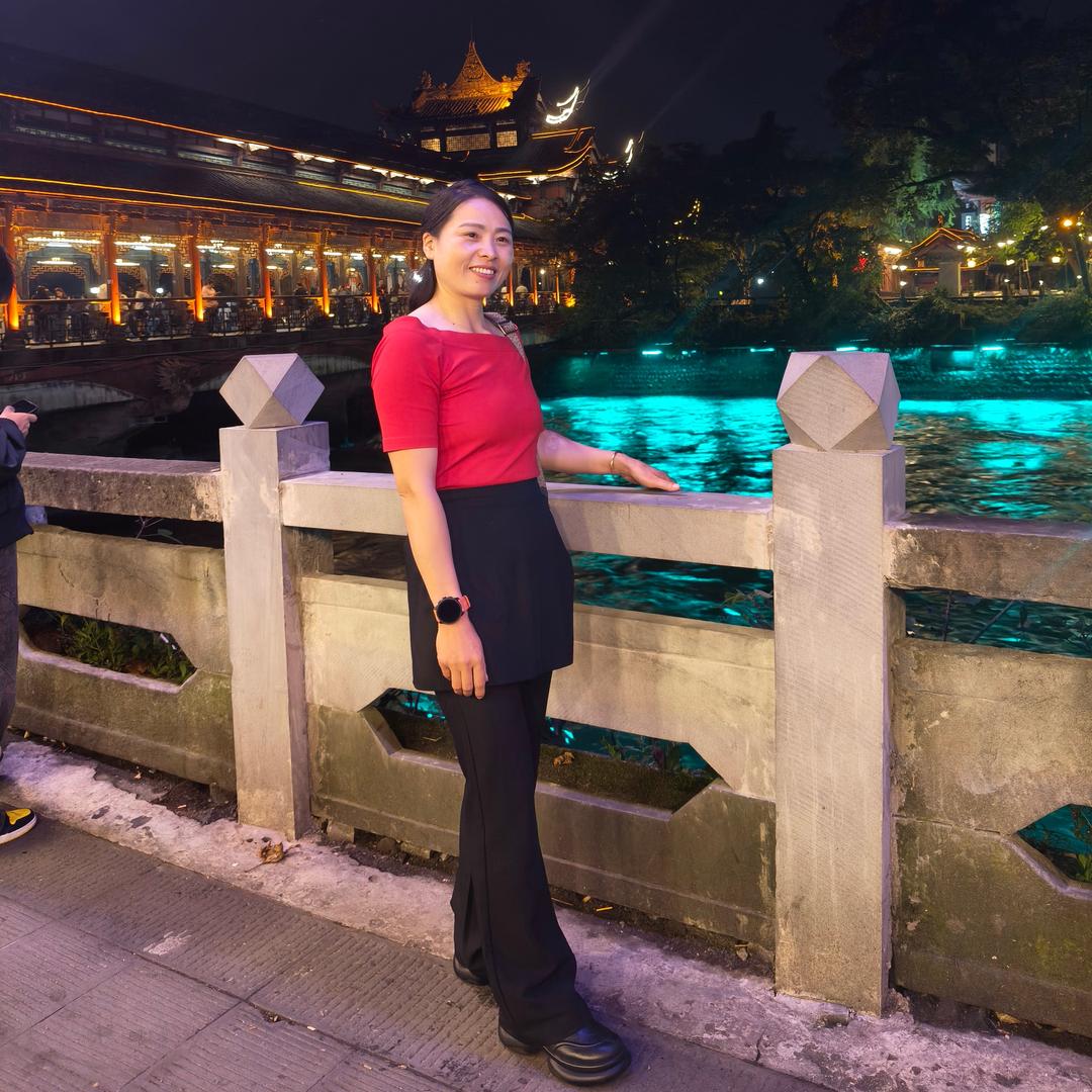 巴黎盛开的樱花🌸