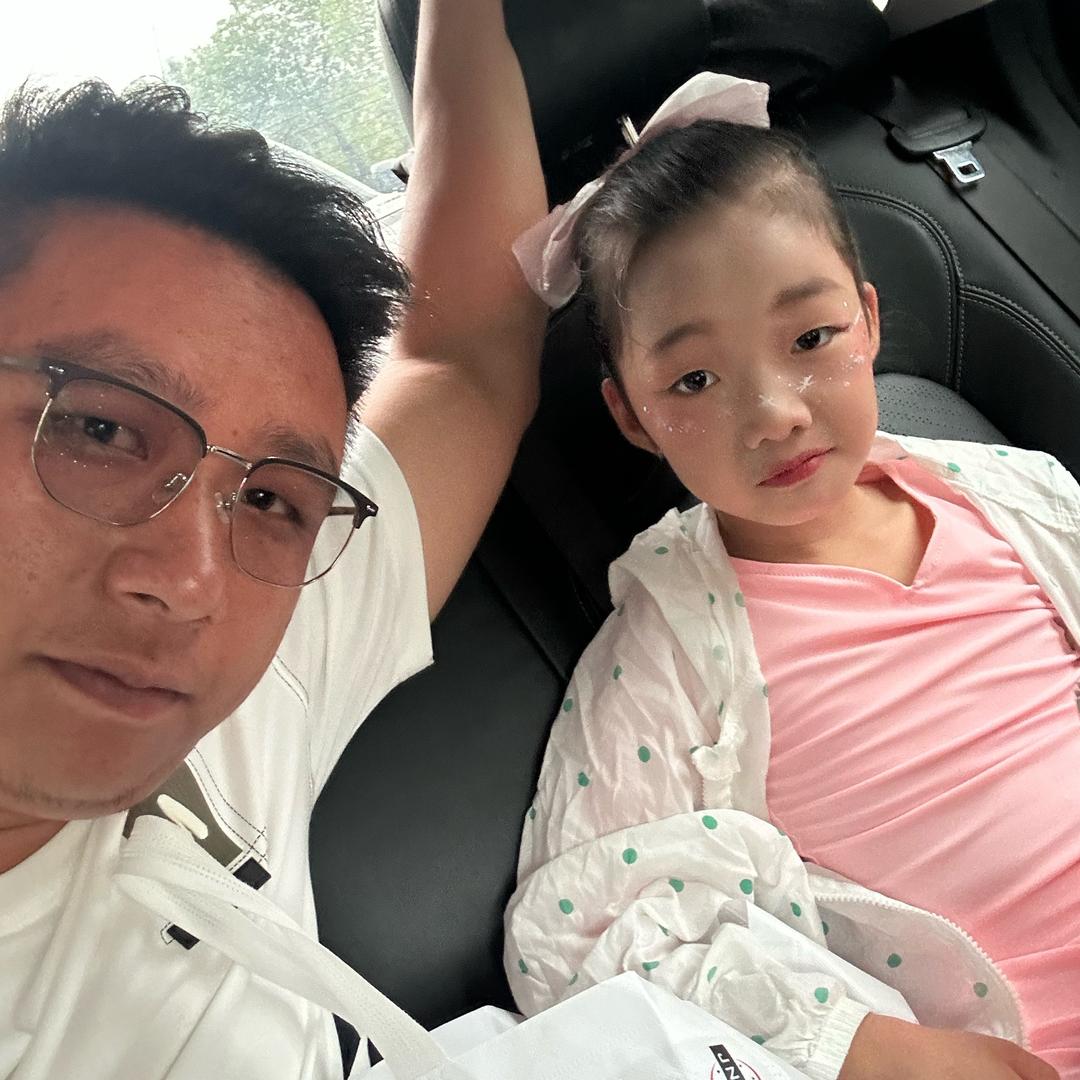 ʕ·͡˔·Ɂ 拾荒欧巴 ღ