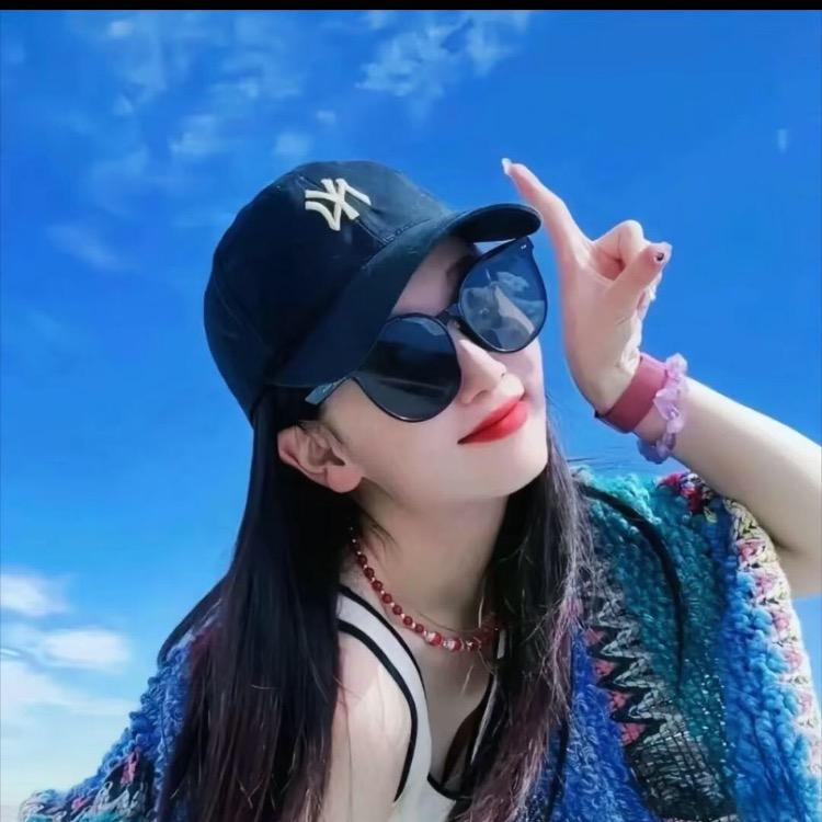 是小小杜吖