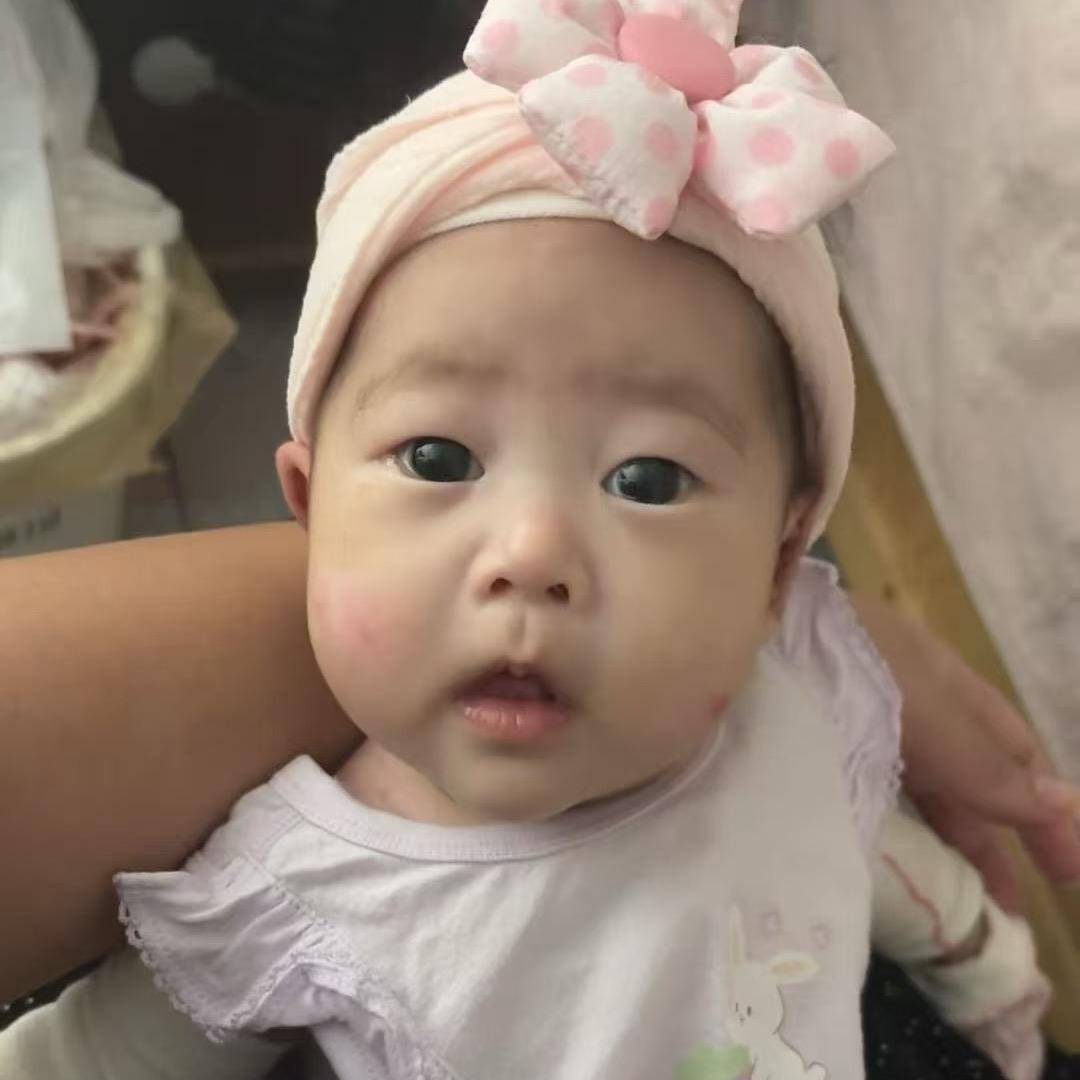 静静（蝴蝶宝贝）