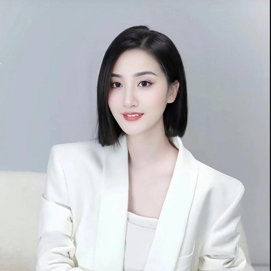 莹莹素清颜