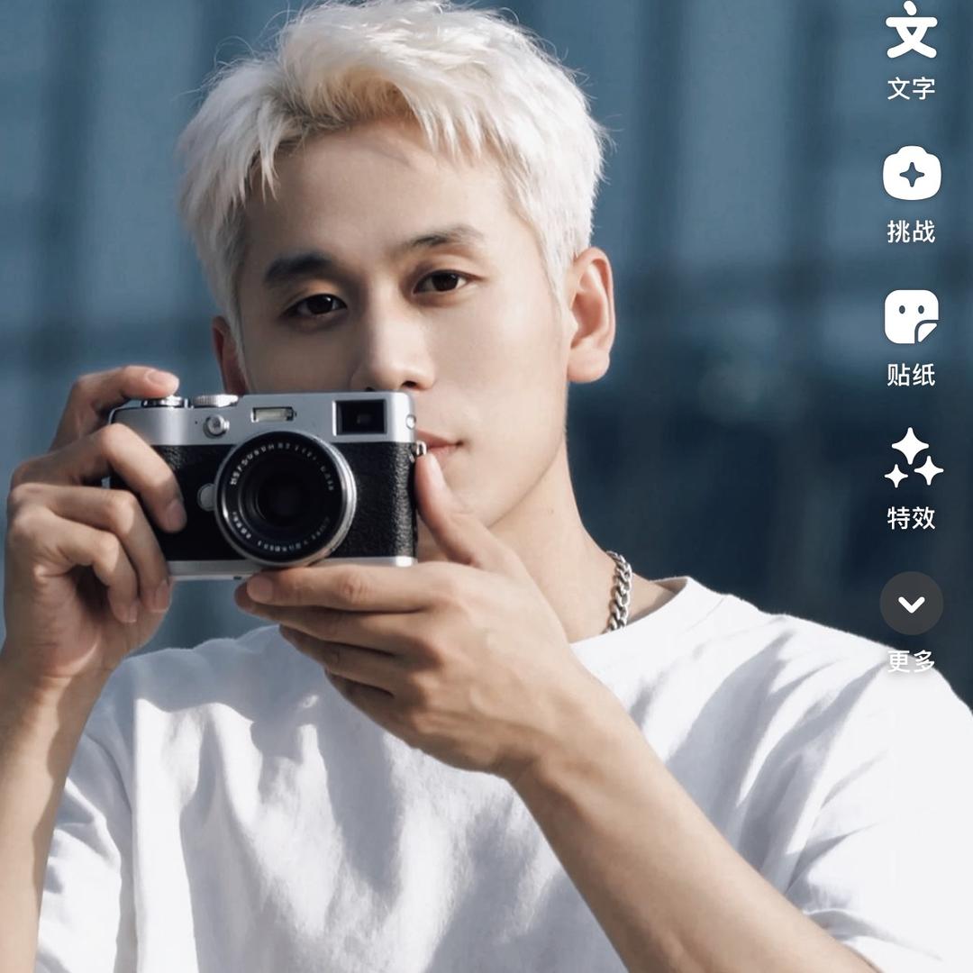 贰東晨（摄影）