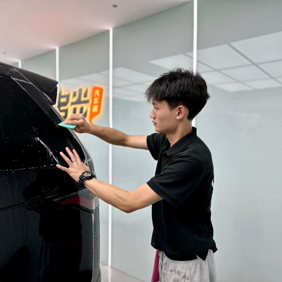 昆明車膜馆CMG啊云