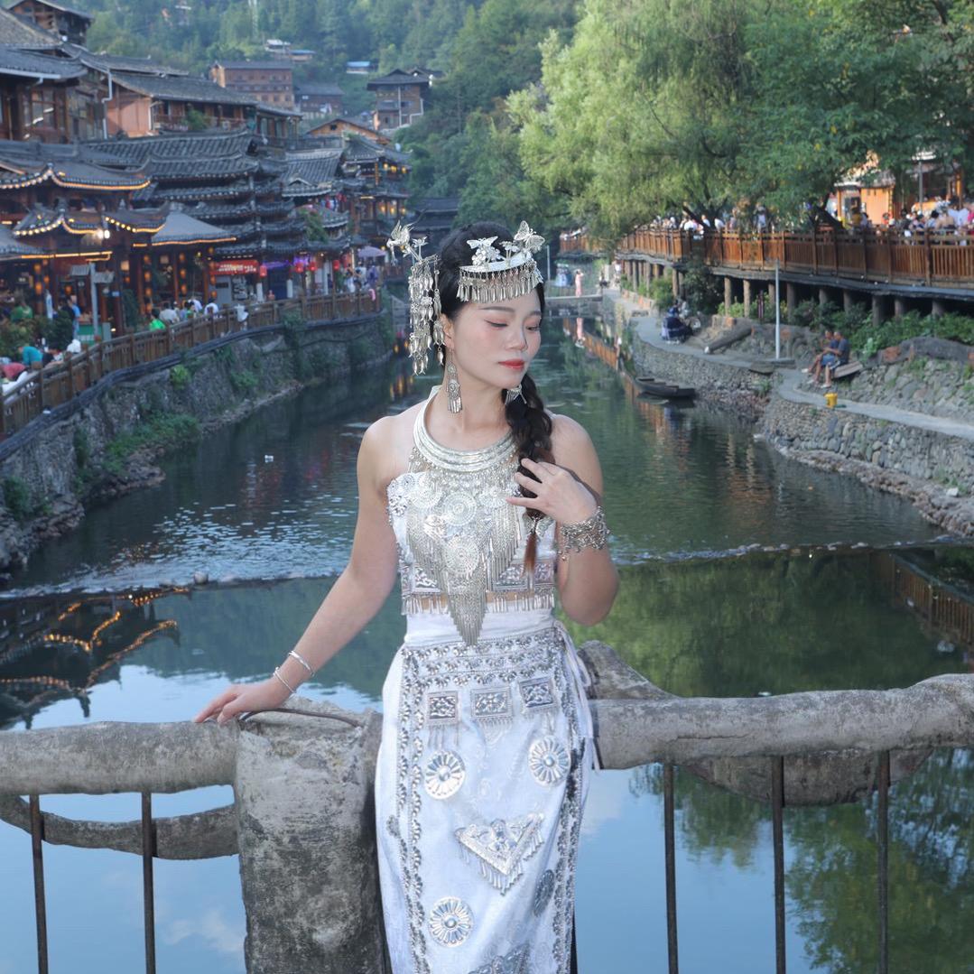 化妆师💋肖肖
