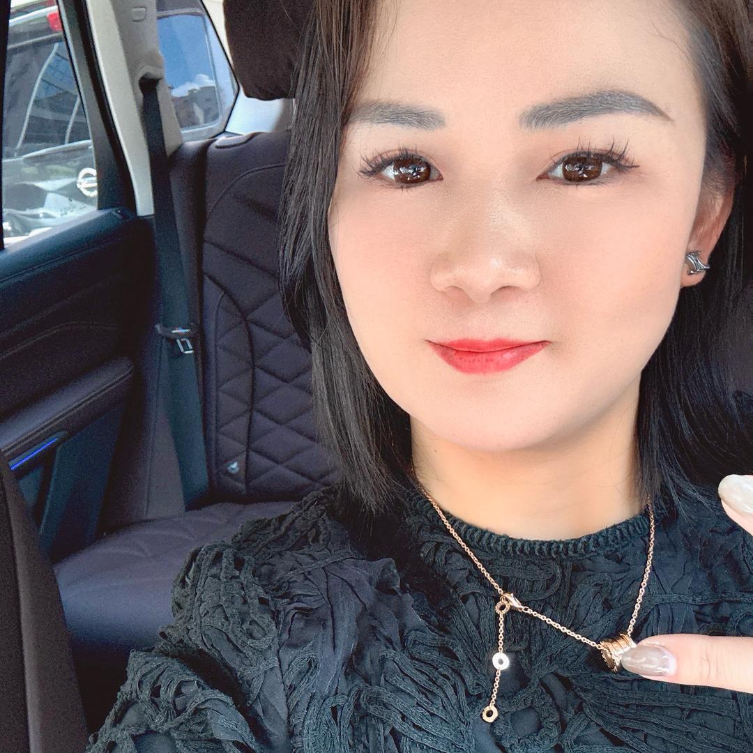 姣老板微胖女装