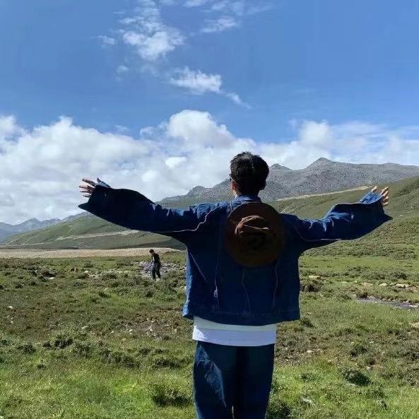 爱旅游的小笈