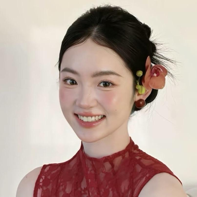 李李·MAKE UP