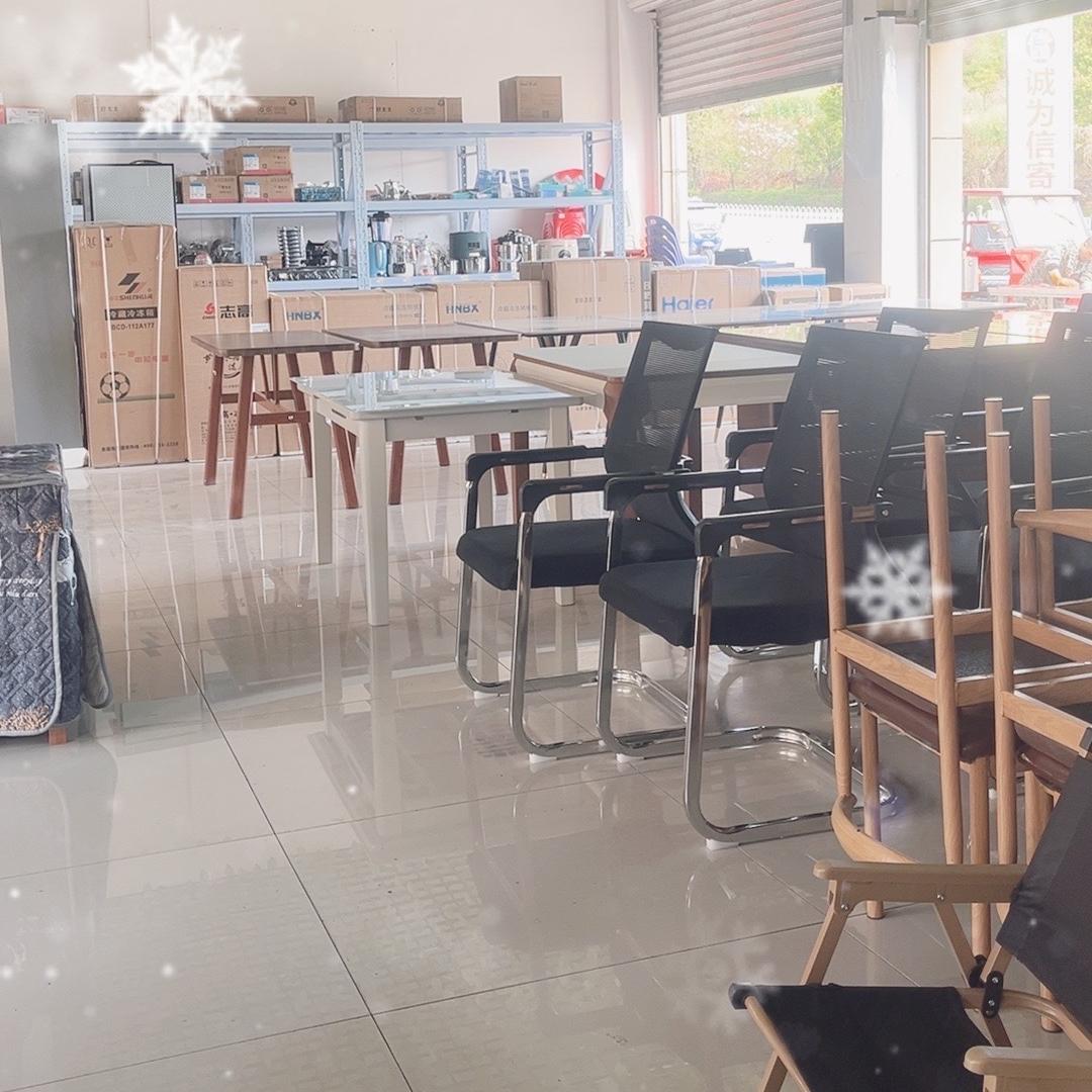 龙山县万惠新旧货市场