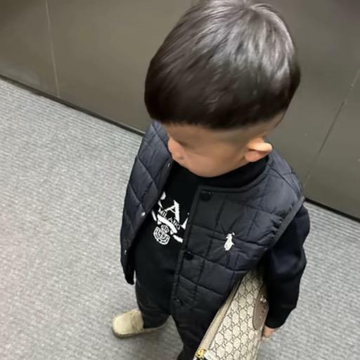 五岁跟李烨他爸学习偷狗技术过硬从未失手