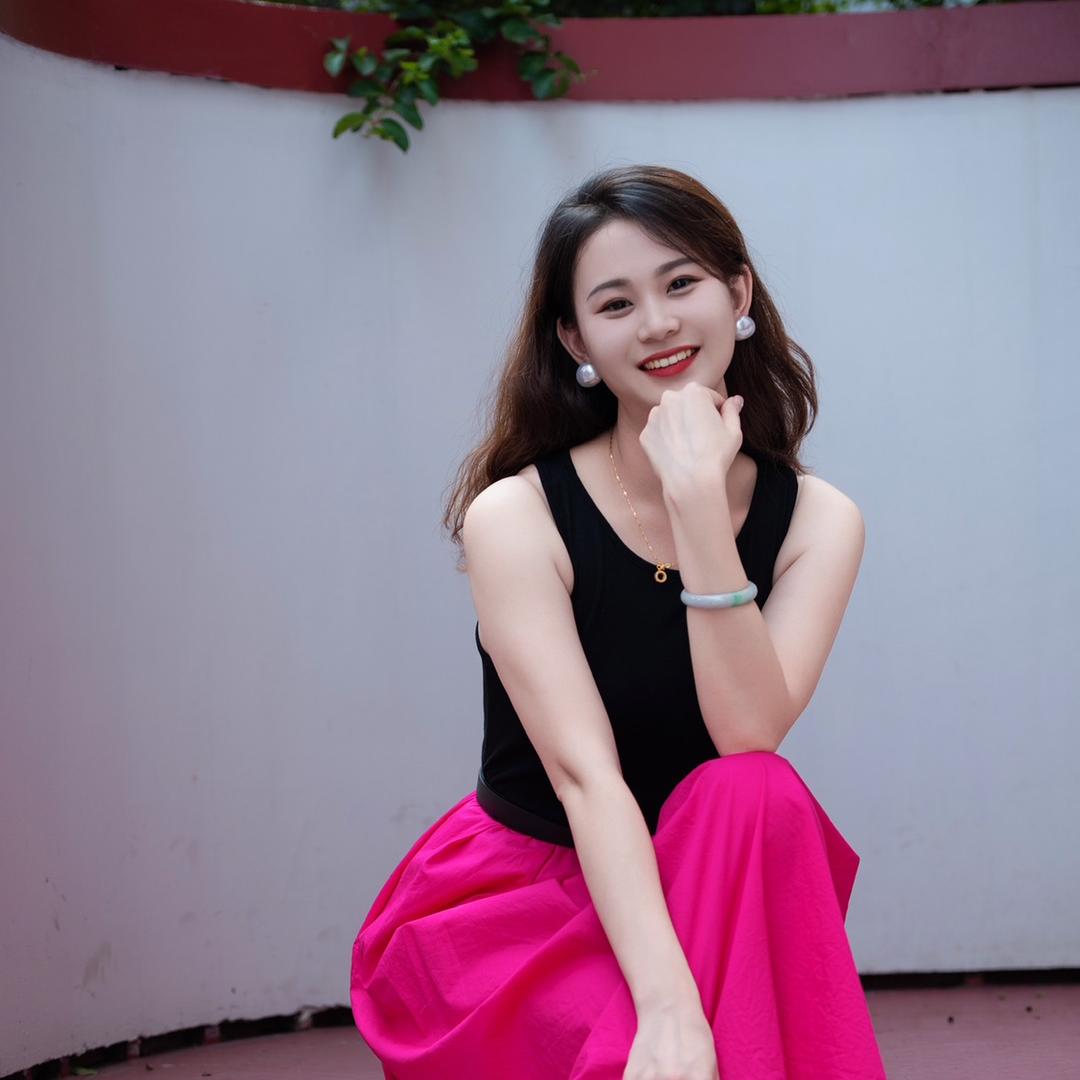 客家妹小雨