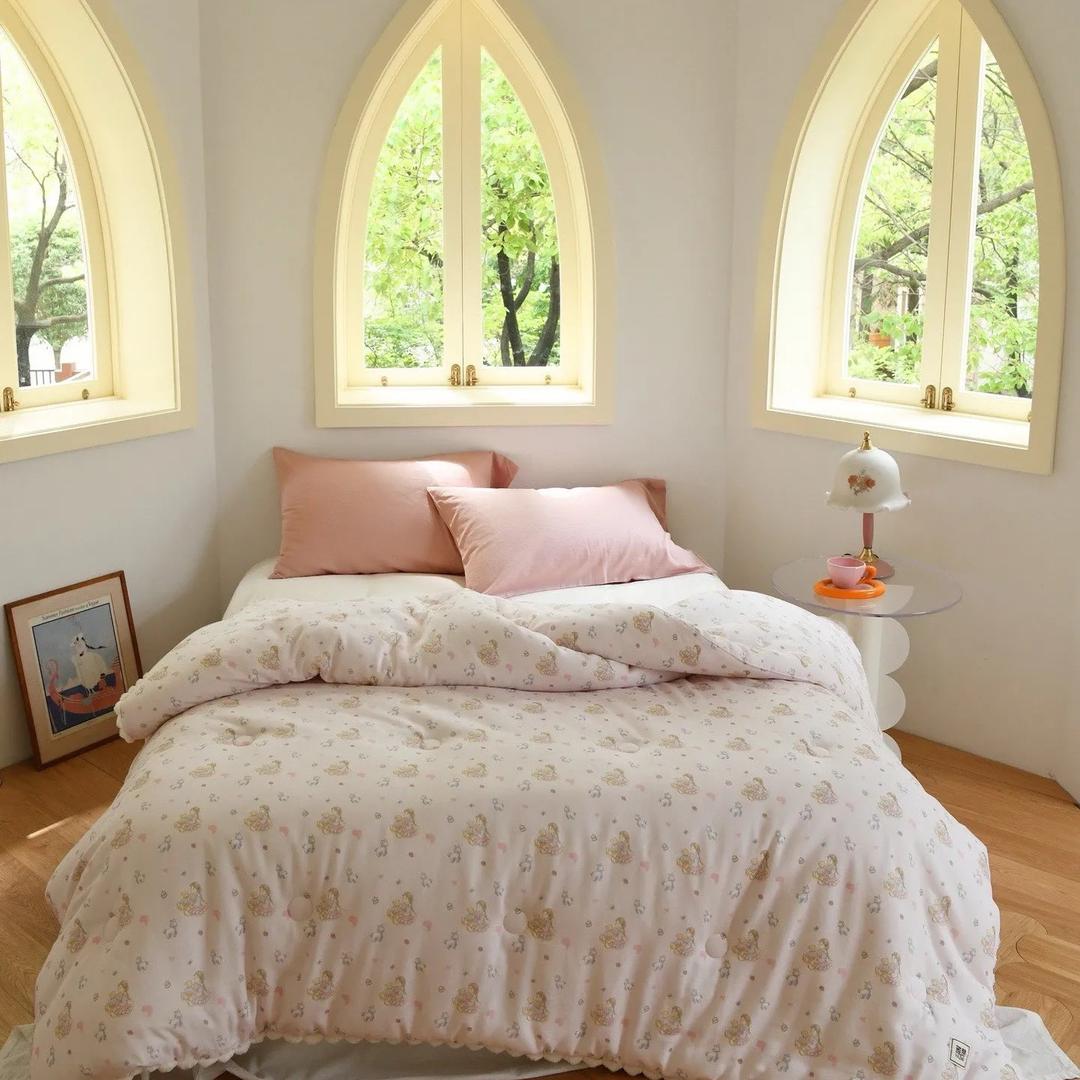 Yanyanjiajutiyanguan