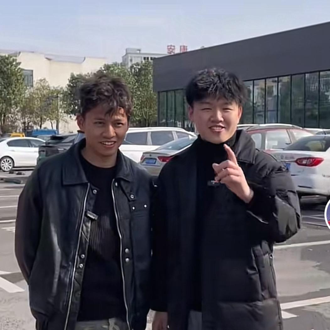 邻水余摆摆二手车