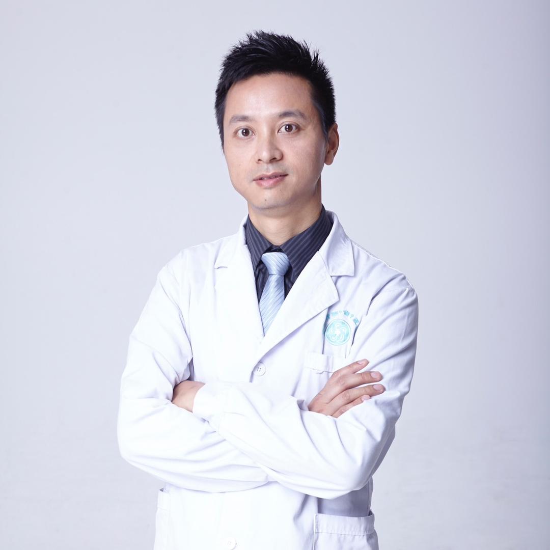 血管外科何春水主任