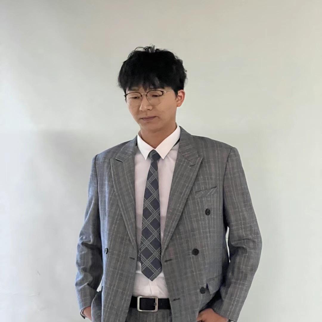 俊夫