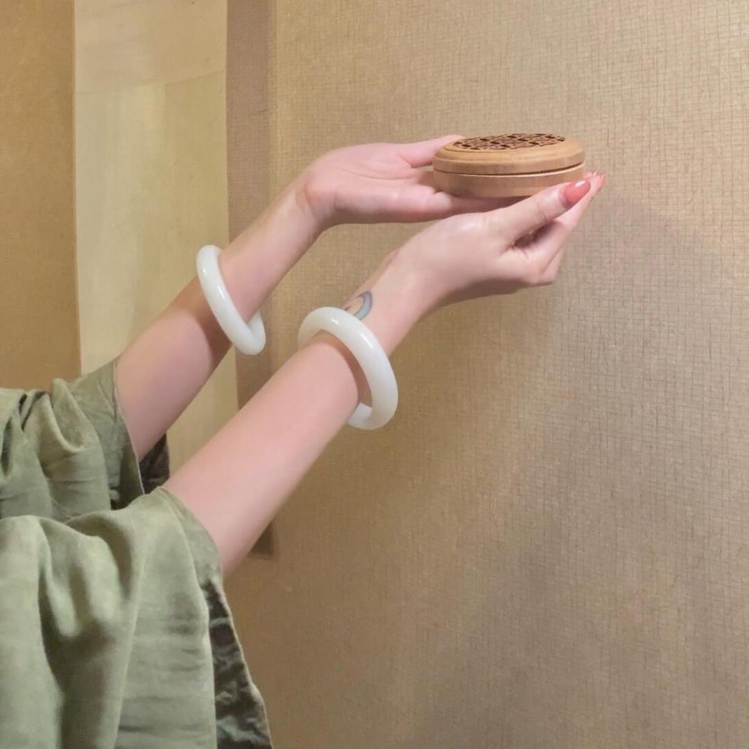 协澳珠宝--邹邹