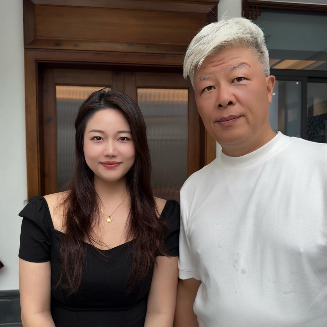 霞湖世家男装品牌1️⃣店