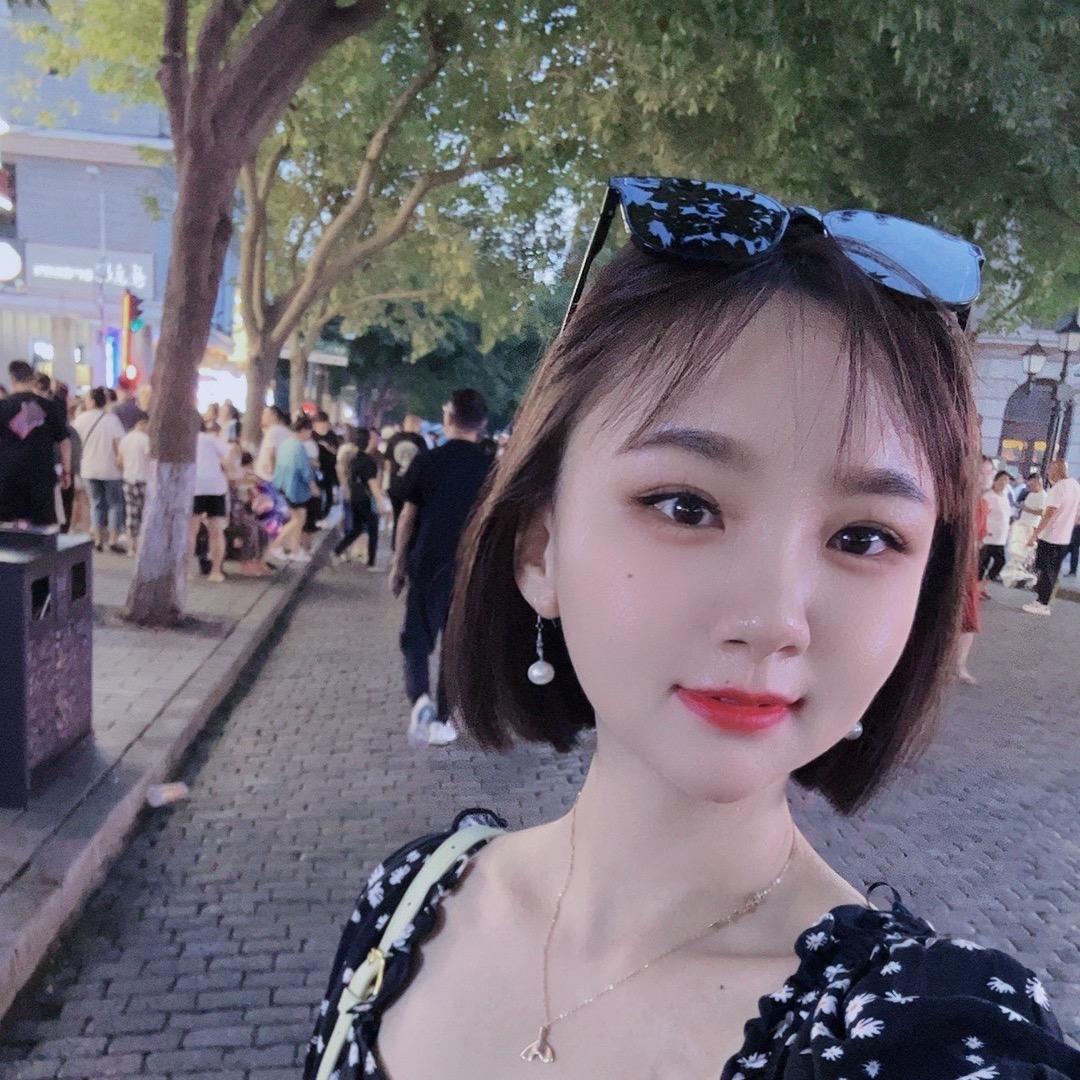 乐乐吖丶