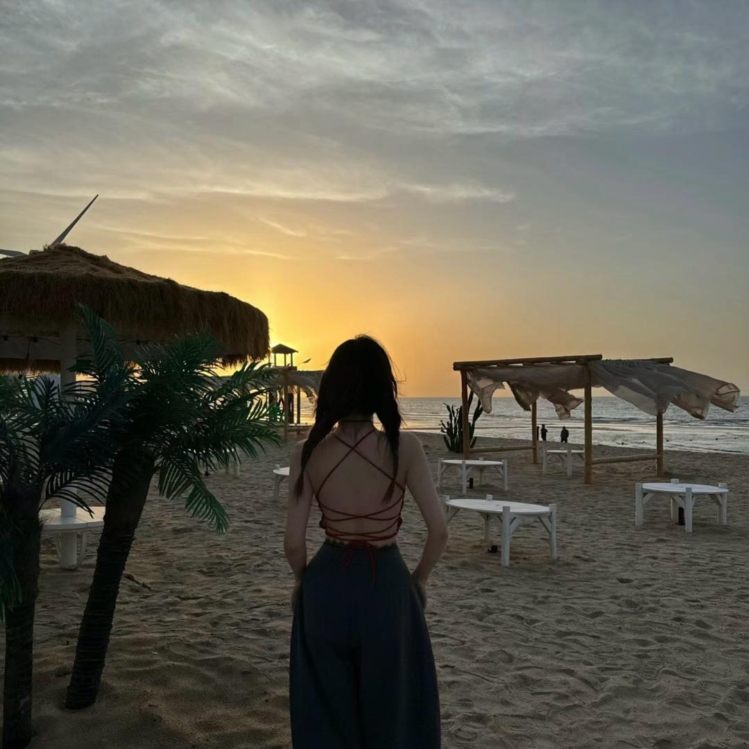 古娜拉乌漆麻黑