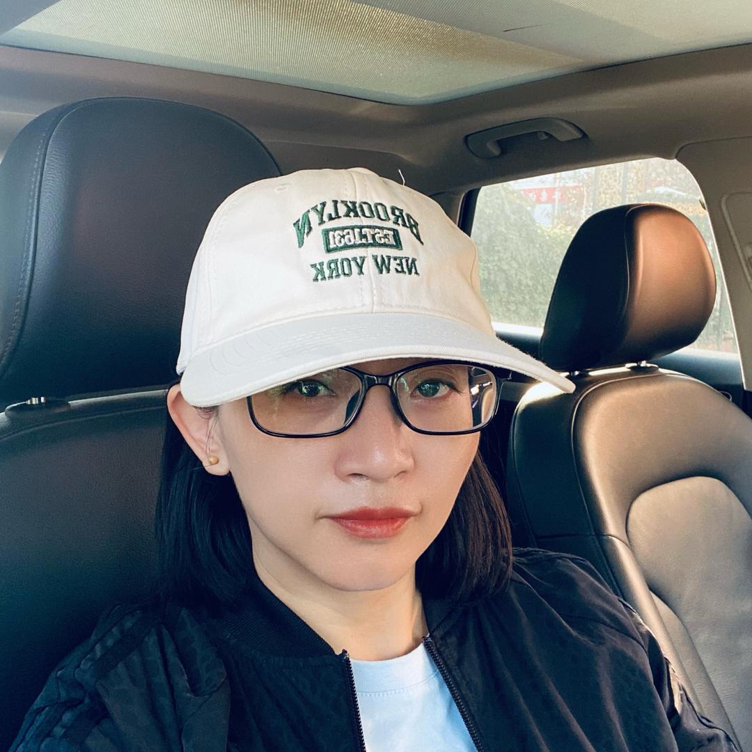 包头车务-小眼镜