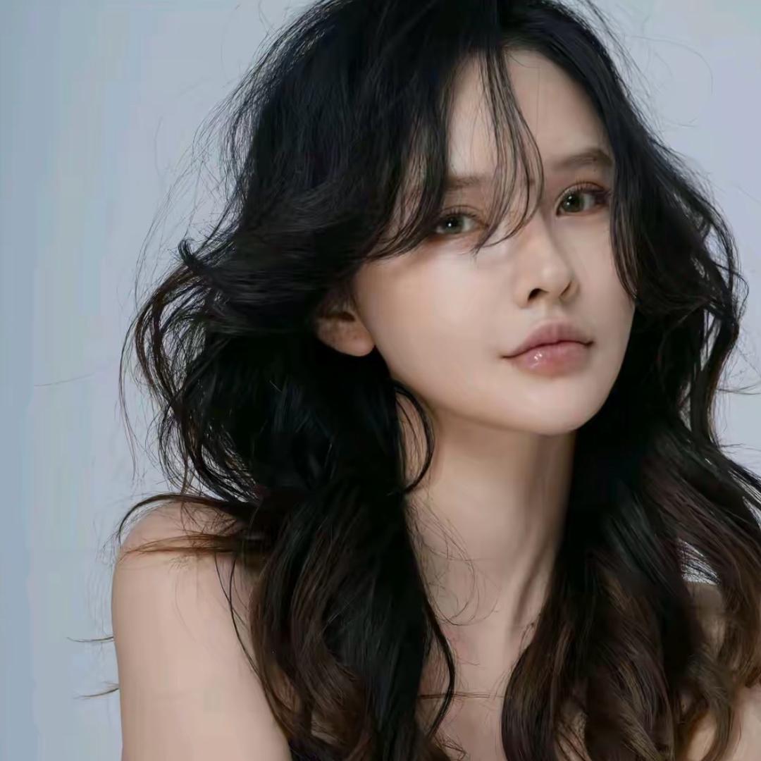 贝贝biuu（穿搭日记）