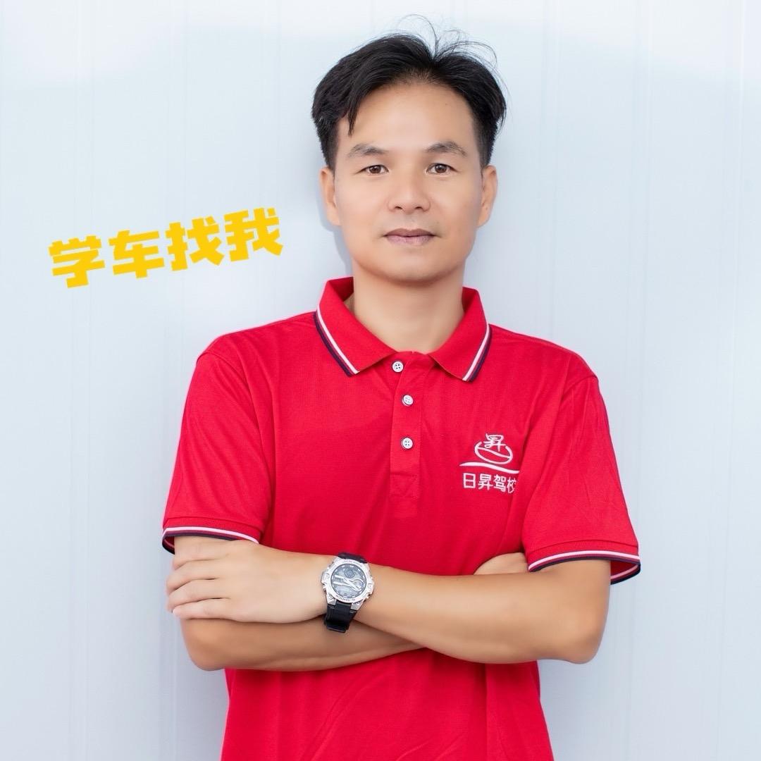 佛山学车（伍教练）不定时直播科目二三练车