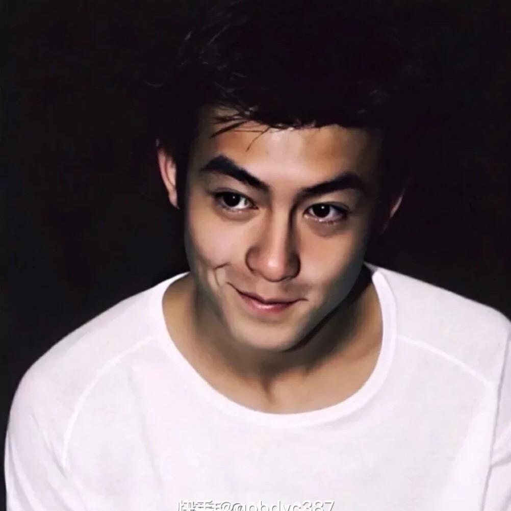 大  叔