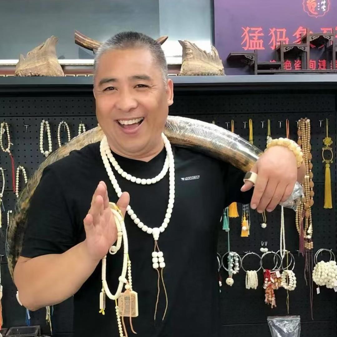 聚晶雅阁猛犸
