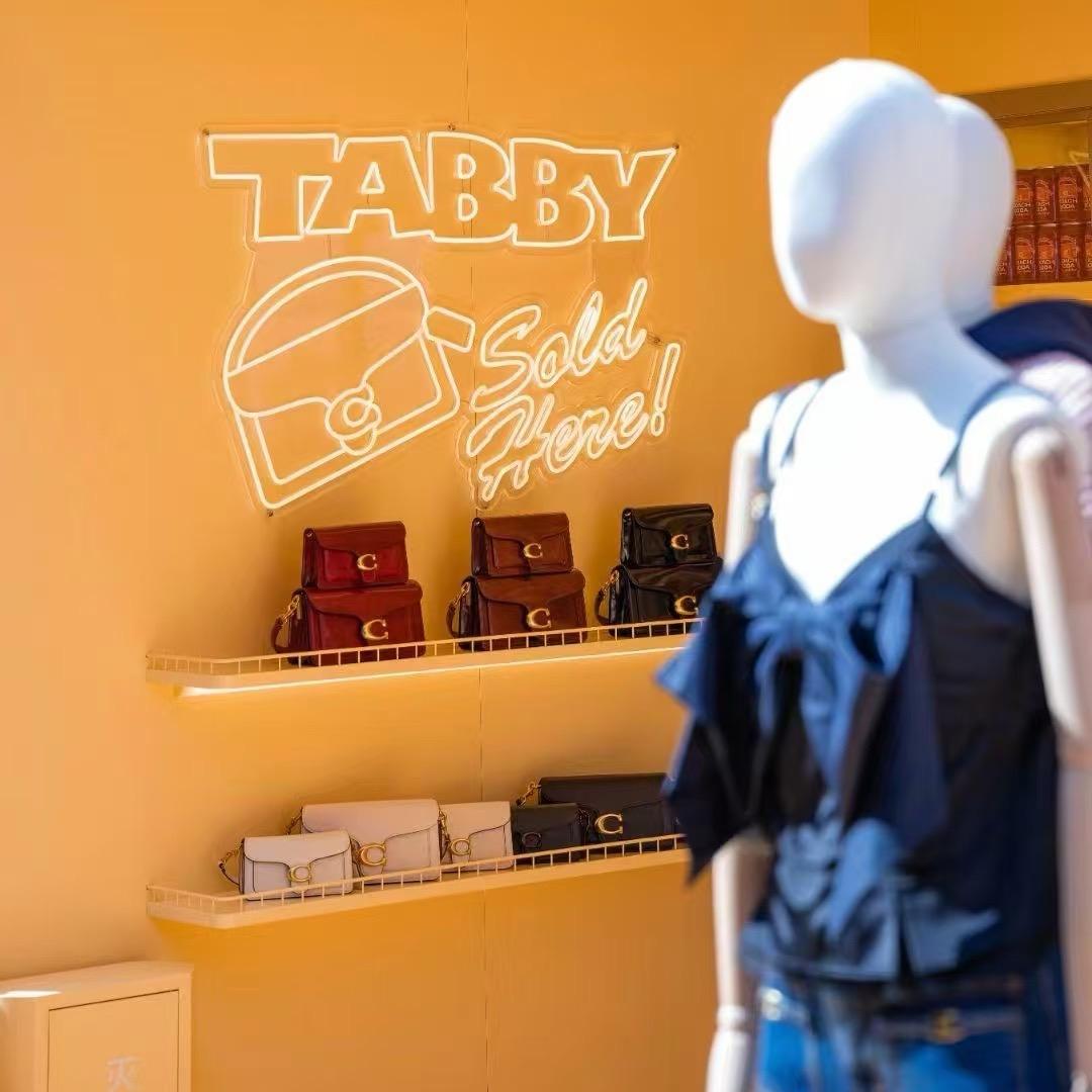 深圳罗湖万象城COACH