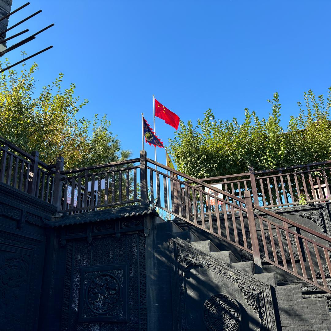 Aೄ  佳龙🐎小帮兵