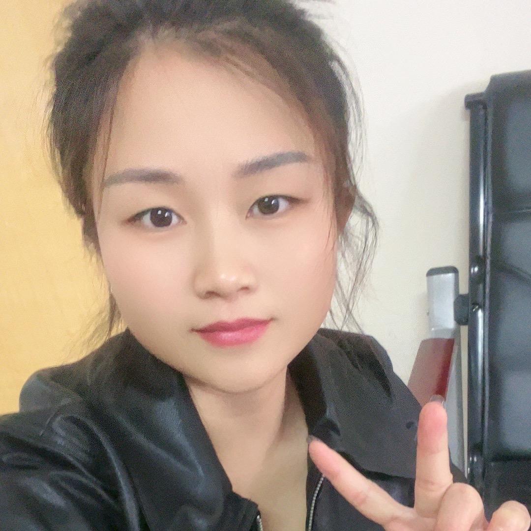 爱笑的九妹