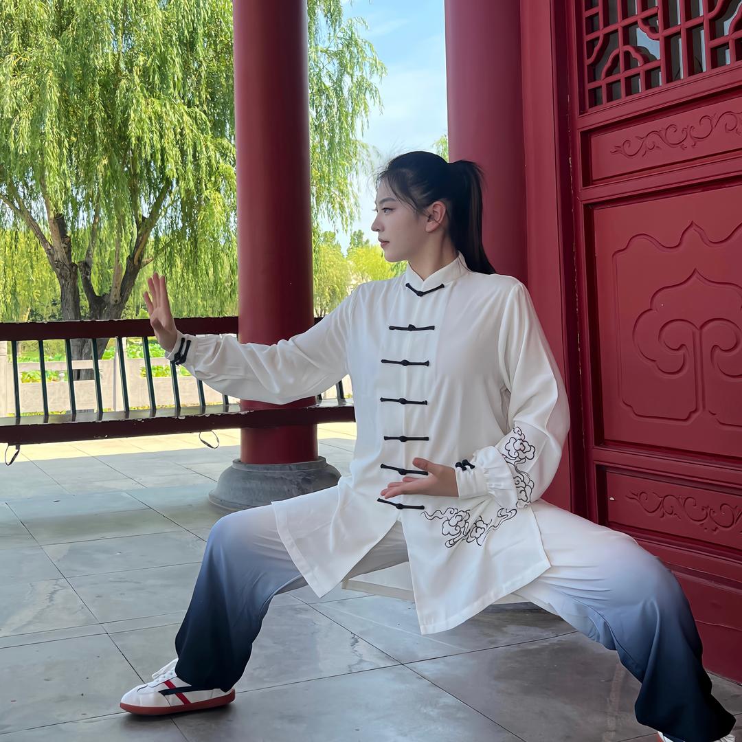 太极·妞妞