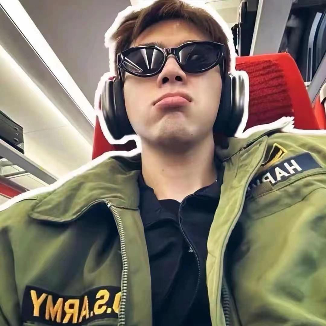 不是宇航🧑‍🚀