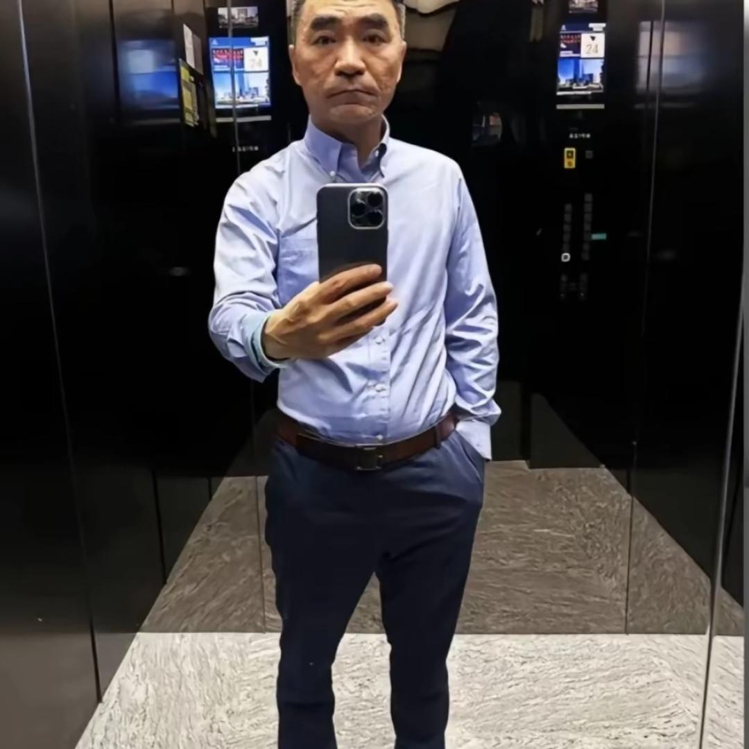 爱上一个不回家的人