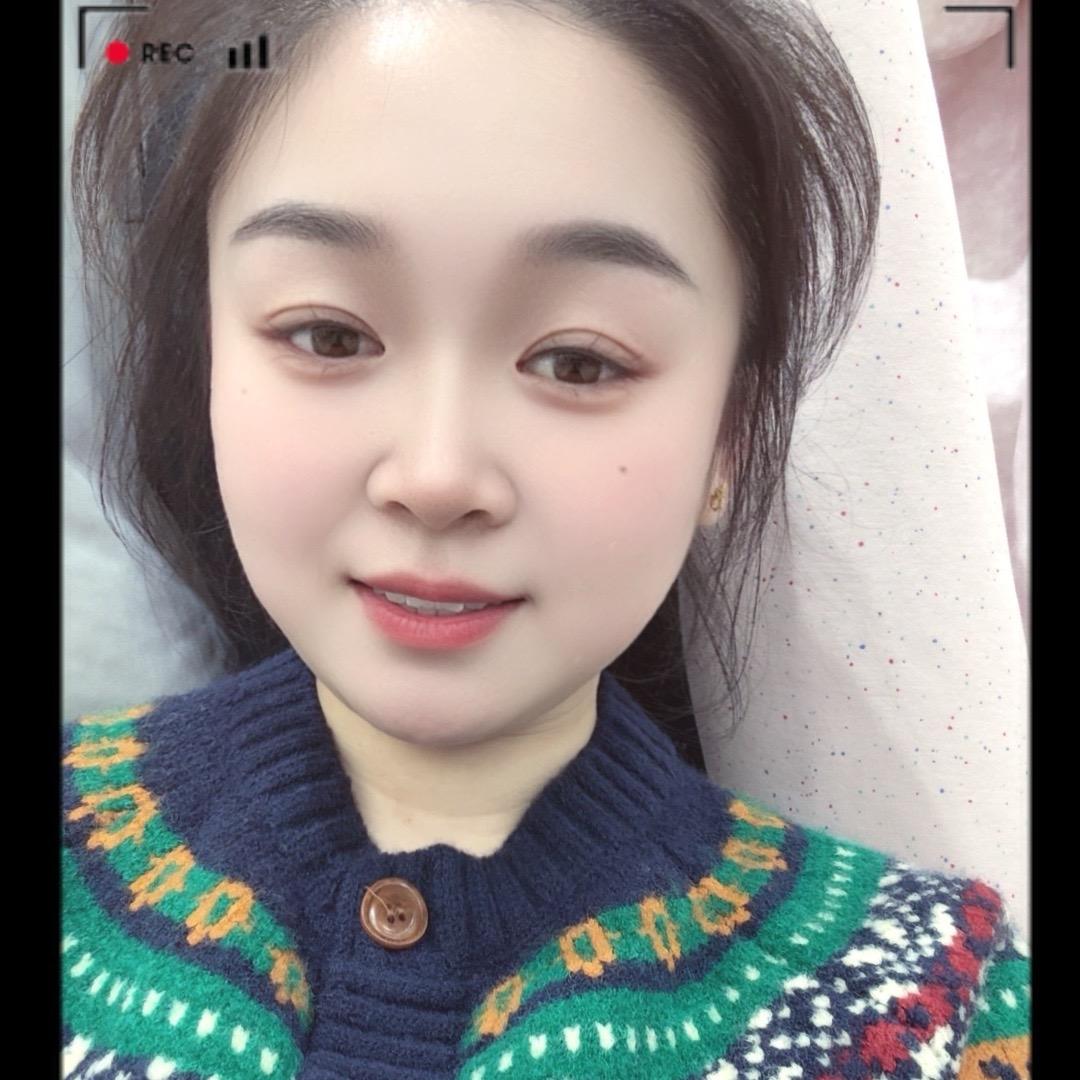 晓阳   丽人内衣服装区