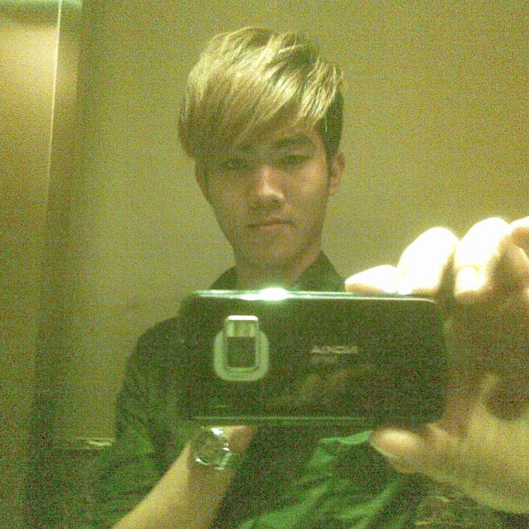 徐闻俊俊和权妹的业余摄影师（🉑接探店）