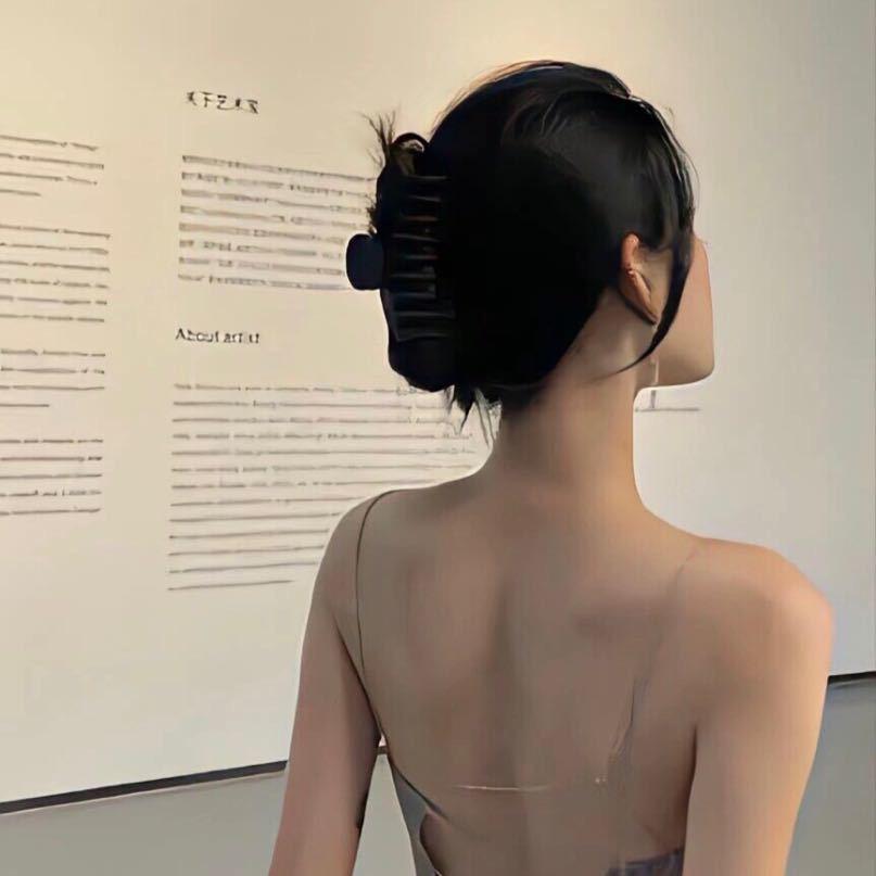 源洛柒