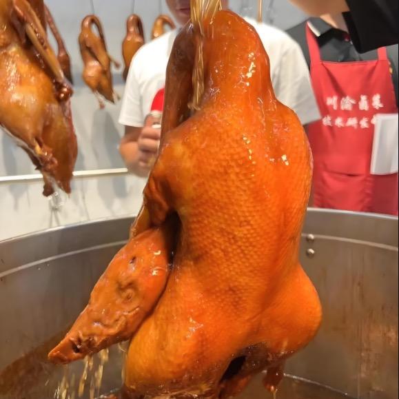荣昌卤鹅工厂店