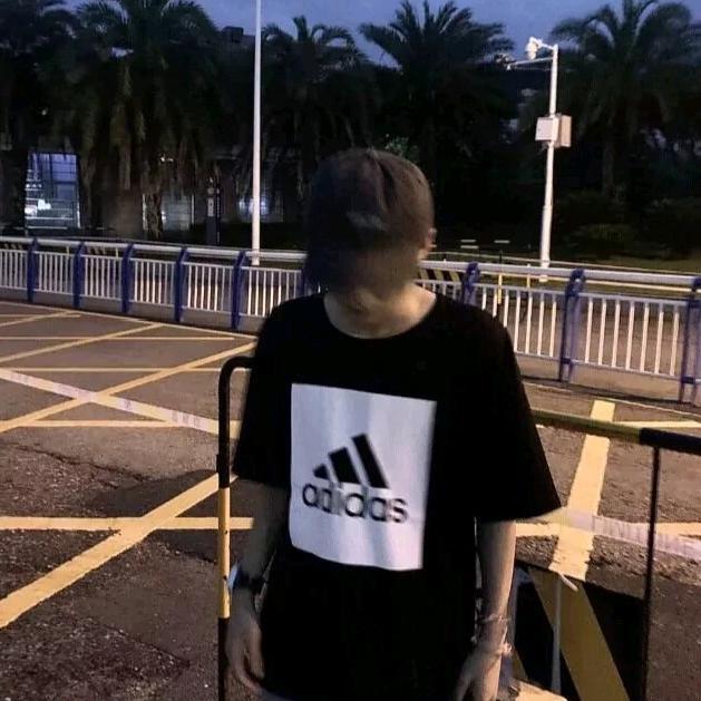 王